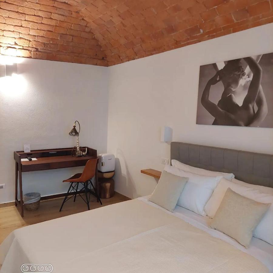 Federico II - Rooms&Breakfast Borgio Verezzi Buitenkant foto
